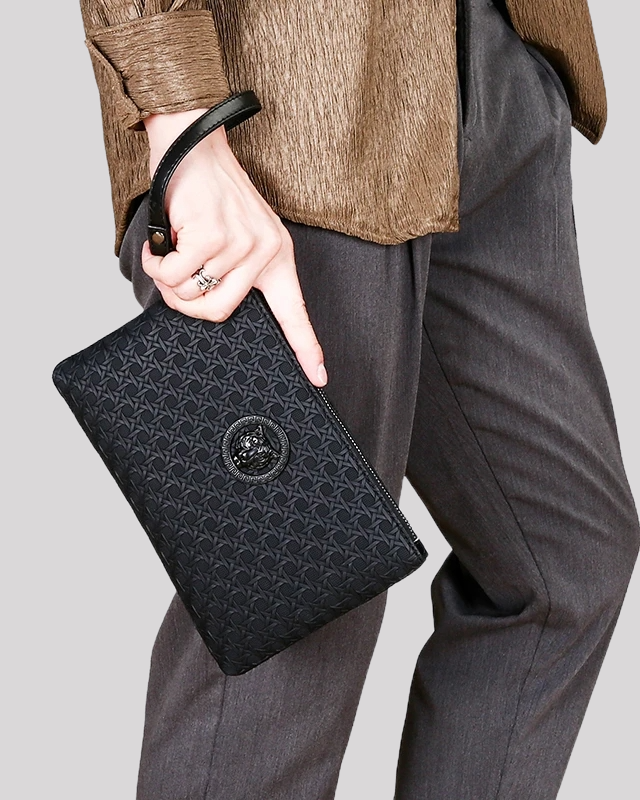 L´Onýx Clutch